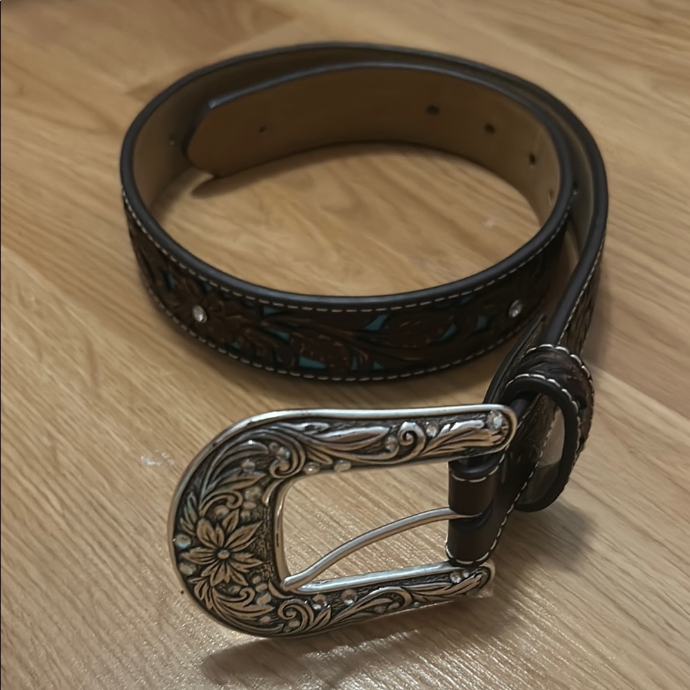 ARIAT Floral Engraved Buckle Tooled Leather Belt